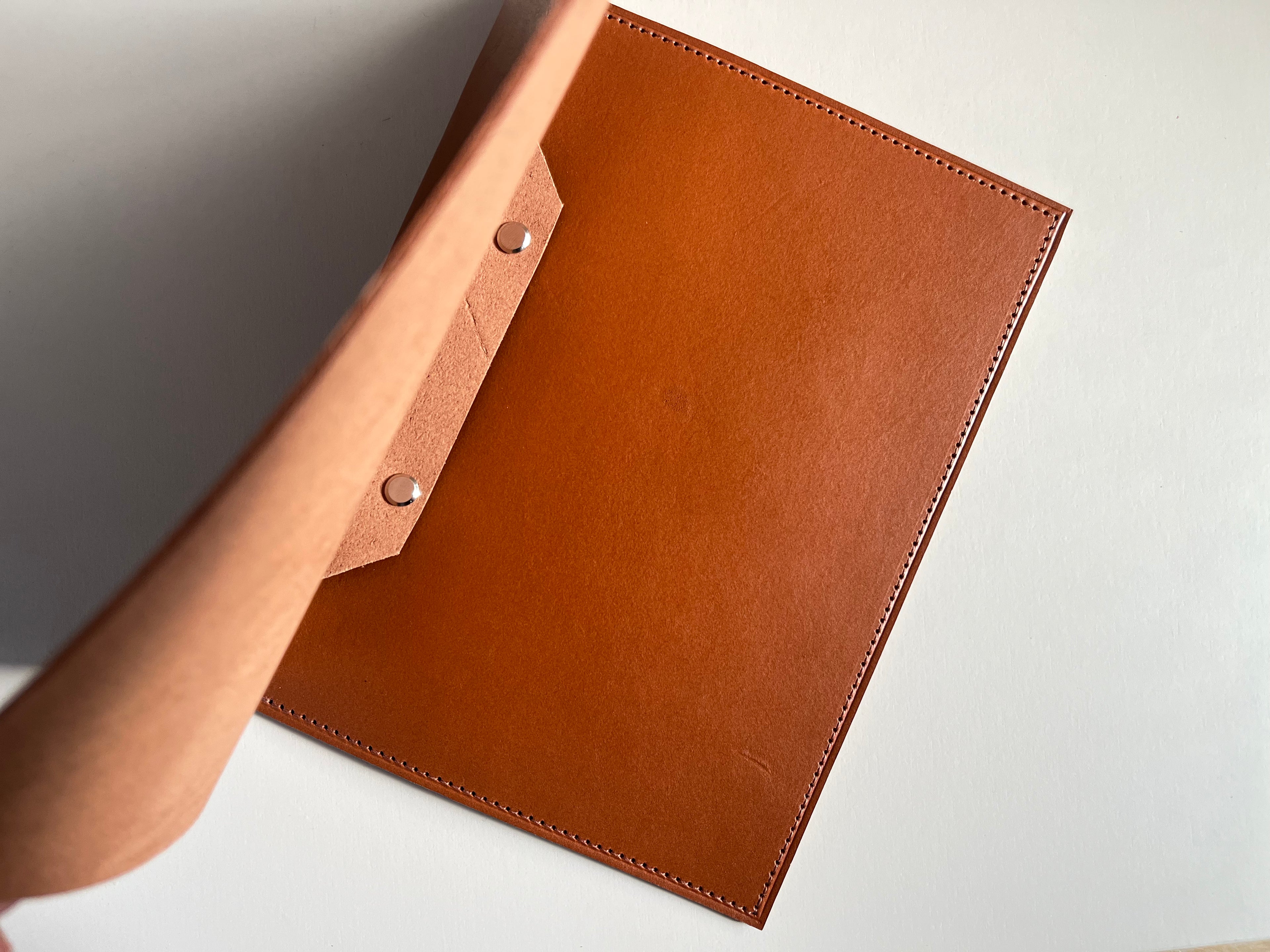 Side Frame Folder