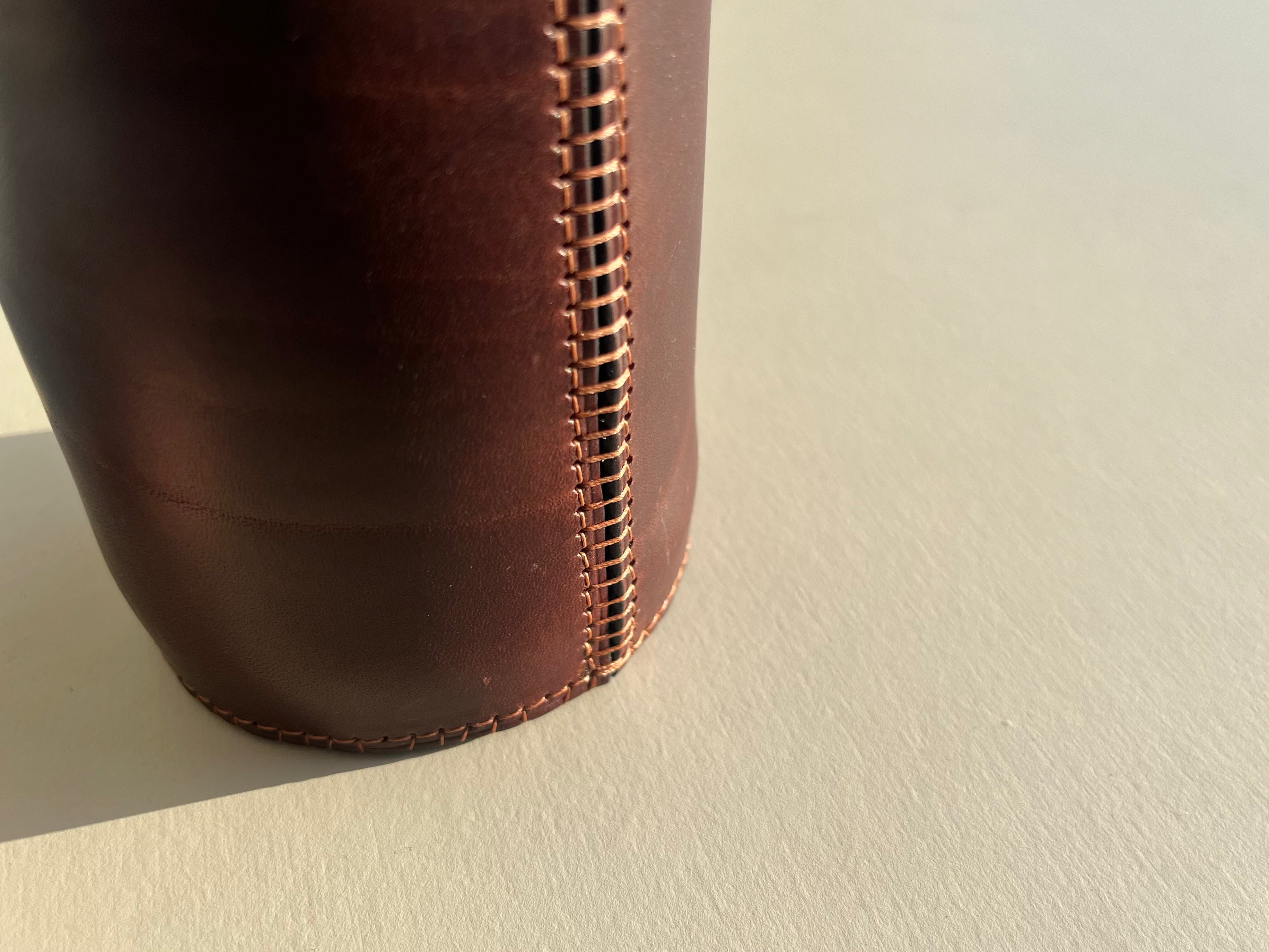 Round Pen and Pencil Holder - Dark Espresso
