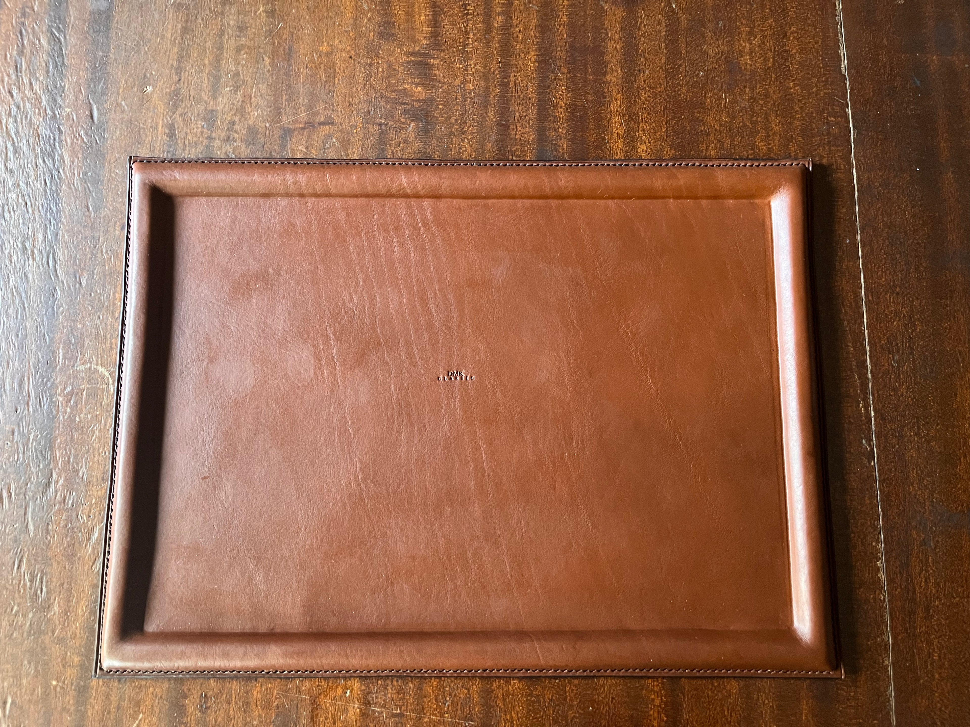 The Classic V. Tray L.